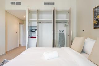 2BR Apartment Golf View Near Yas Attractions - 1