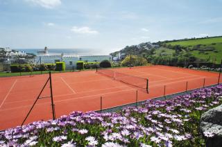 Breath-taking Manor with Pool Tennis Court & Sea Views - 9
