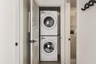 Tide House - Unit C Modern Seaside 1BD w Parking - 1