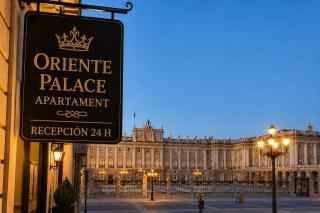 Oriente Palace Apartments - 0