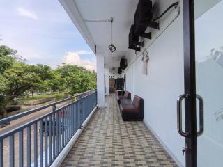 Hotel O near Palangka Raya Mall formerly Wisma Esun Bue Palangkaraya - 9