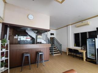 Hotel O near Palangka Raya Mall formerly Wisma Esun Bue Palangkaraya - 1