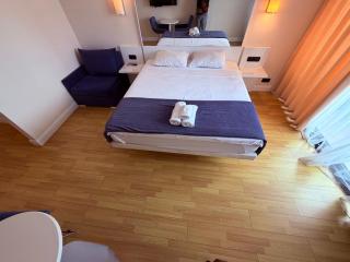 Sea View Apartments - 7