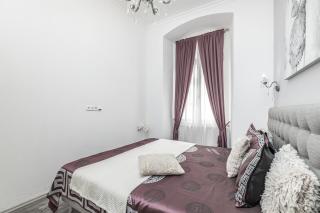 Sweet Home in Historic Mala Strana next to Prague! - 9