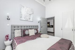 Sweet Home in Historic Mala Strana next to Prague! - 6