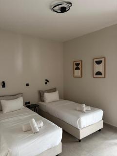 Mellow Paros - 6