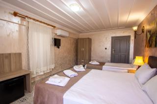 Cundera Hotel - 5