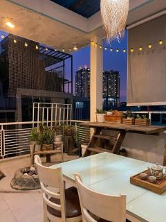 Cozy 1BR with Balcony Cô Giang, D1, HCM - 2
