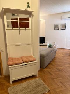 Boutique Room Kaja Walk to Old Town & Riva - 2