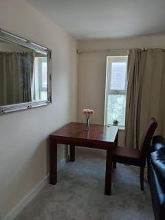 2 Bedrooms Flat in Surrey, 30 min to London - 5