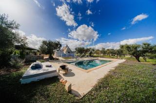 TD Trullo Lumina Boutique Luxury Trulli with Pool - 3
