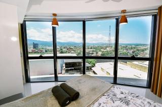 Neil's Cozy Crib in JTower - 7
