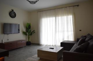 2 Bedroom ground floor chalet with private garden - 3