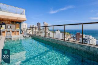 2 Suites em andar alto na Barra com vista mar - 9