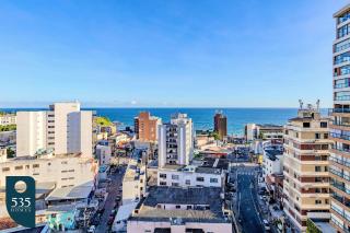 2 Suites em andar alto na Barra com vista mar - 8