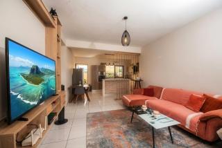 White Stone Apartment - 5 mins to the beach by ACS - 3