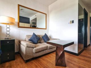 Modern Studio w/ Pool Near Clark - 4