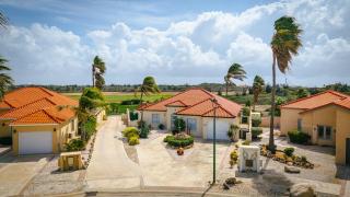 Luxurious 3BR Villa w Private Pool near Beach - 5