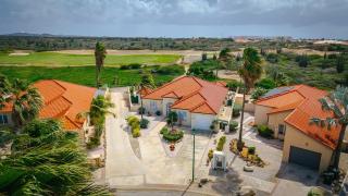 Luxurious 3BR Villa w Private Pool near Beach - 4