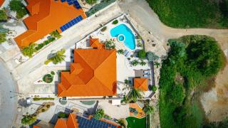Luxurious 3BR Villa w Private Pool near Beach - 1