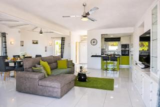 Mediterranean Luxury Villa by NRAS - 6