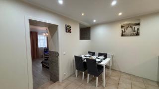 Riverside Promenade apartment XL - 8
