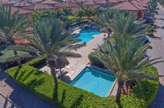5 Minutes Drive to the Beat Diamante 72 3 Pools - 9