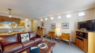 Habitat Condo A7 - 8