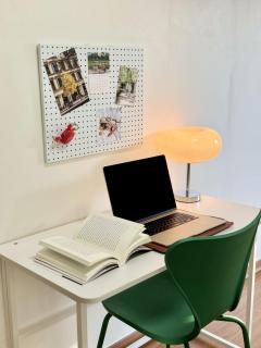 54Hongdae Station Area, Yeonnam, Hongdae Street, 15 Minutes from Itaewon, Single Accommodation, Fully Furnished - 7