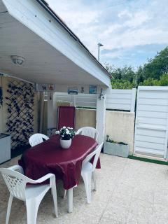 maison climatisée à 500m de la plage dans résidence - 2