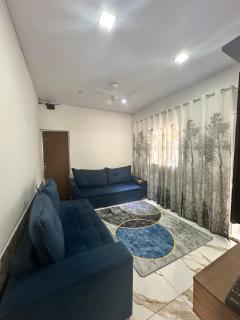 Casa JR- Wifi, Ar condicionado, vaga, ambiente tranquilo - 0