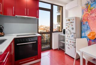 Spacious 3BR in the Center - Kitchen Smart TV's - 2
