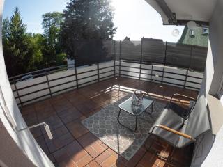 Ferienzimmer im Zentrum von Steinhagen mit großem Balkon - 4
