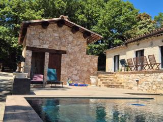 Maison indépendante de 26m2 avec Jardin, Climatisation et accès piscine l'été - 0
