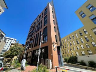 Comfort Center Studio Apartments - 8