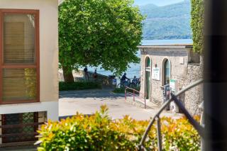 San Martino Lake View Apartment - 4