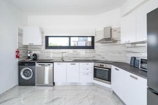 Villa Alassia 20 by Ezoria Villas - Paralimni - 2