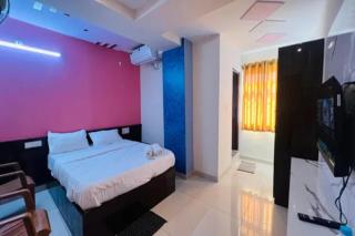 FabHotel Saanidhya Comforts - 5
