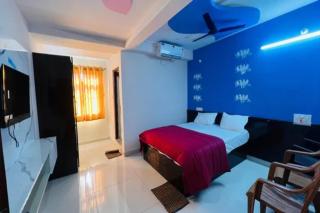 FabHotel Saanidhya Comforts - 4