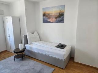 FREE Parking, Nespresso, Netflix - 7