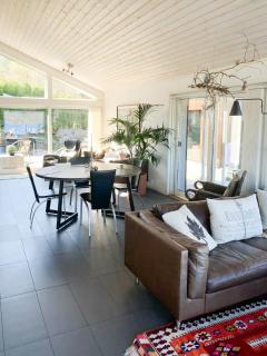 Cabin By The Fjord Med Spa - 6
