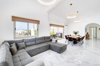 Villa Kathi by Ezoria Villas - 2