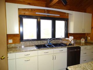 Beautiful Modern 4 BD Cabin 4km from Gillette - 4
