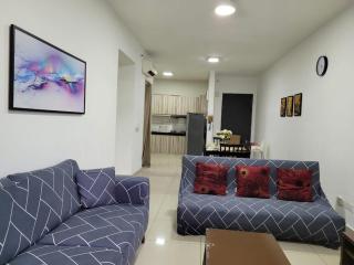 HOMESTAY D'Univ 360 PLACE - Seri Kembangan - 2