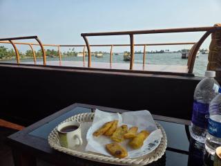 MARARI GOD's OWN VILLA - 6