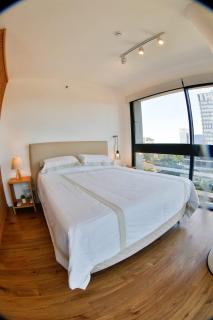 Modern & Bright Studio - 4
