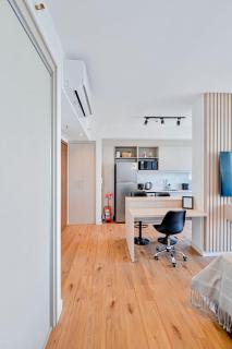 Chic & Cozy Apartment near Shopping del Sol - 9