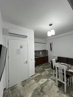 Eri Beach Apartments - 2