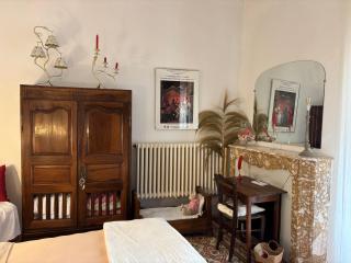 Suite de charme avec patio dans village - 2