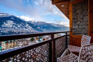 Snow Creek By JNS Hotels Fully Centrally Heated - 1
